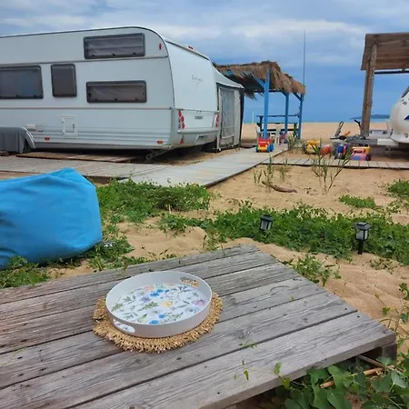 Campsite каравана по полека море Chernomorets